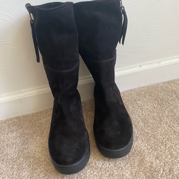 Prada boots - Picture 2 of 4